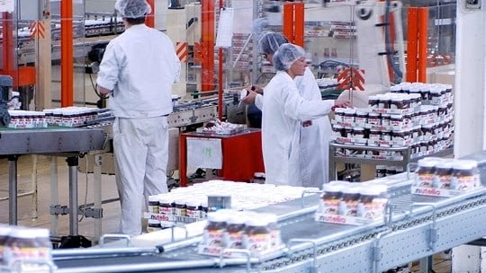 بالباك فقط وبدون خبرة شركة صناعة الحلويات والشكولاتة تعلن توظيف 100 عامل وعاملة بالباك فقط وبدون خبرة شركة صناعة الحلويات والشكولاتة تعلن توظيف 100 عامل وعاملة